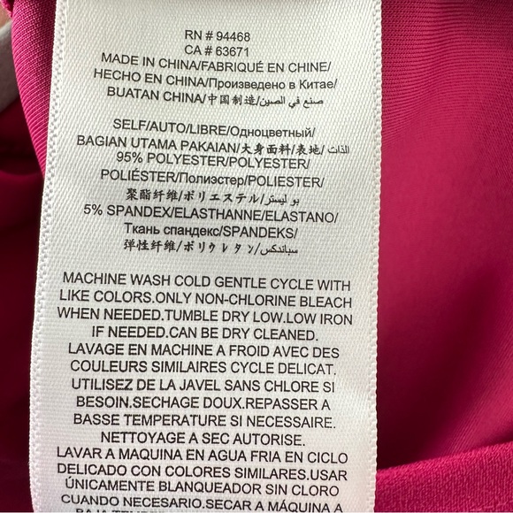 BCBGeneration Front Zip Keyhole Bright Pink Bodycon Mini Dress Size L NWT BCBG - Picture 9 of 9